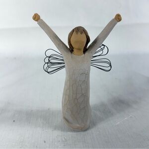 Willow Tree Angel Courage Susan Lordi Demdaco Figurine 2004 Gather Strength